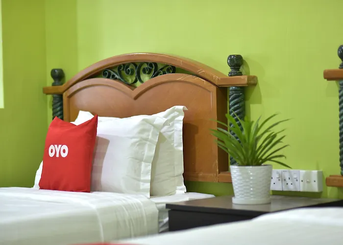 Oyo 90818 Cemara Puri Resort & Spa Kuantan